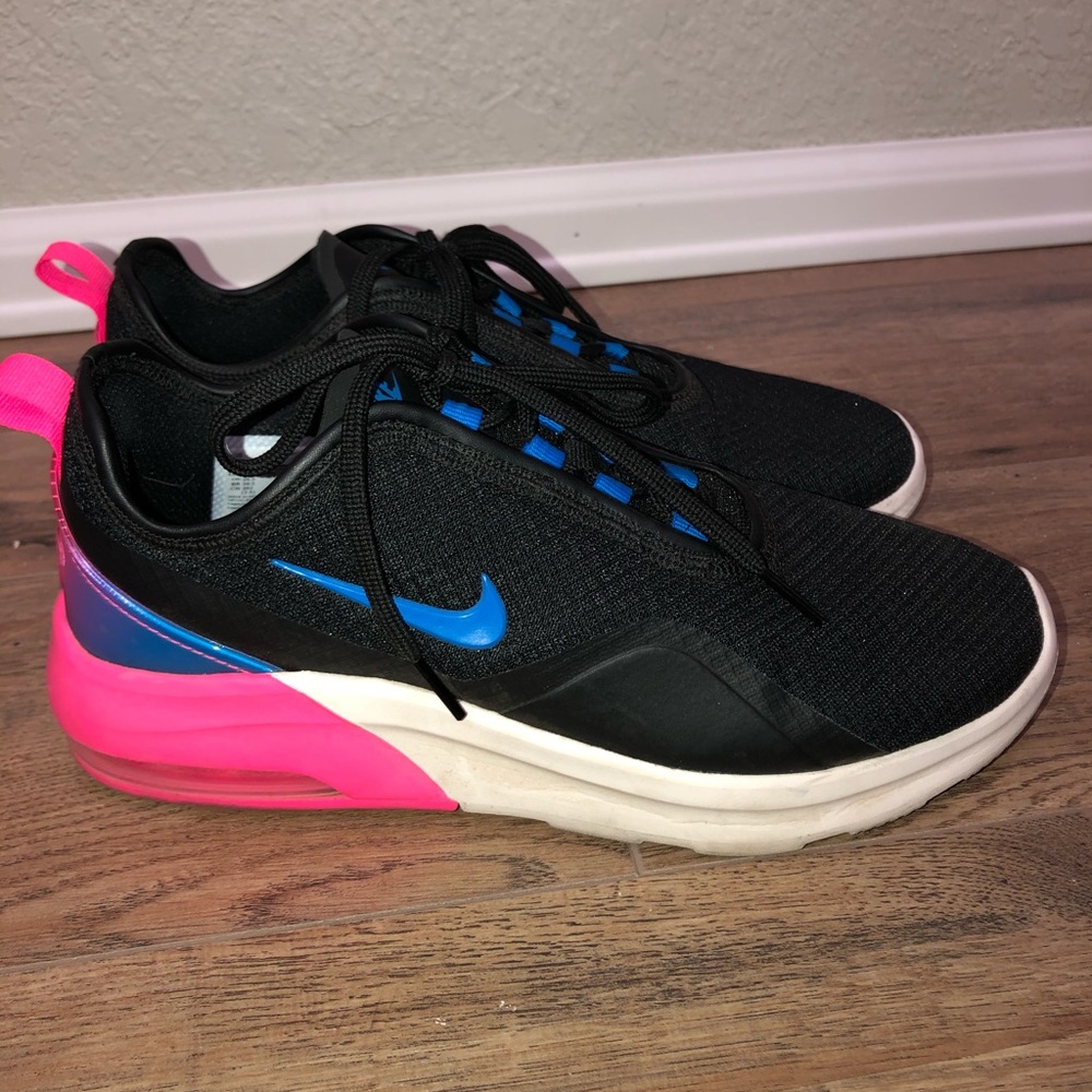 Nike air max motion 2